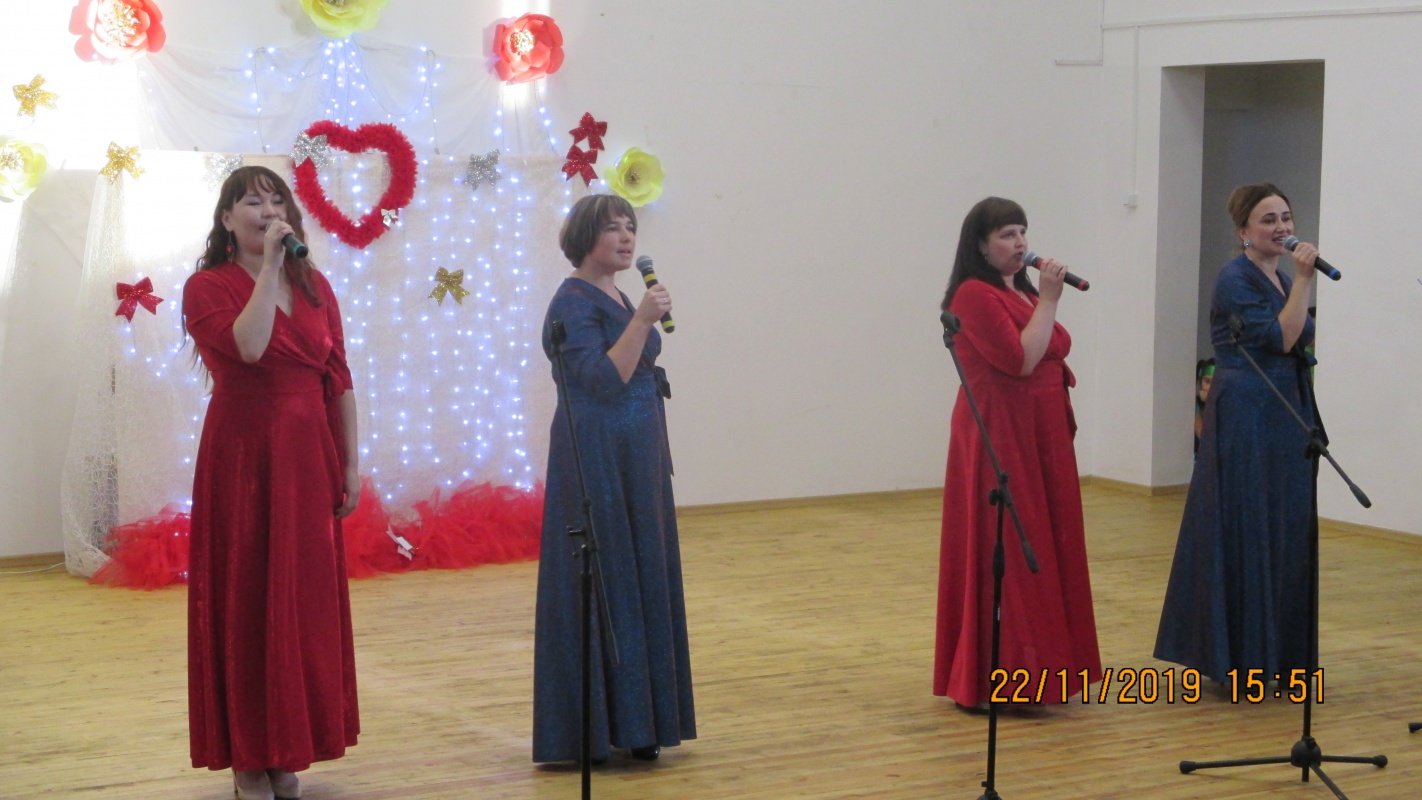 Вок. коллектив "ПРИМА ЛЕДИС"